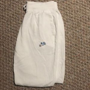 Nike joggers